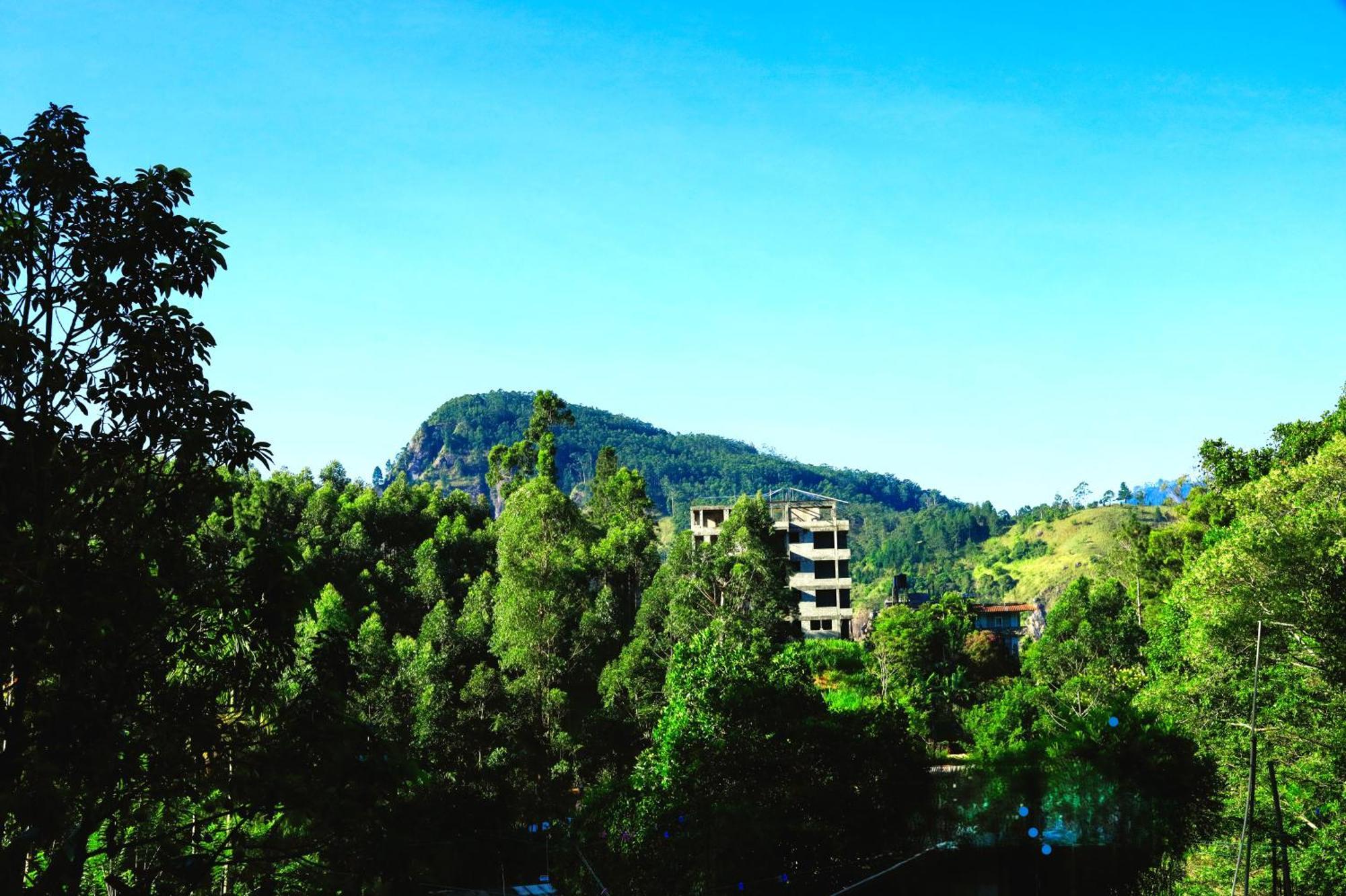 Dinaro Guest Hotel เอลลา ภายนอก รูปภาพ