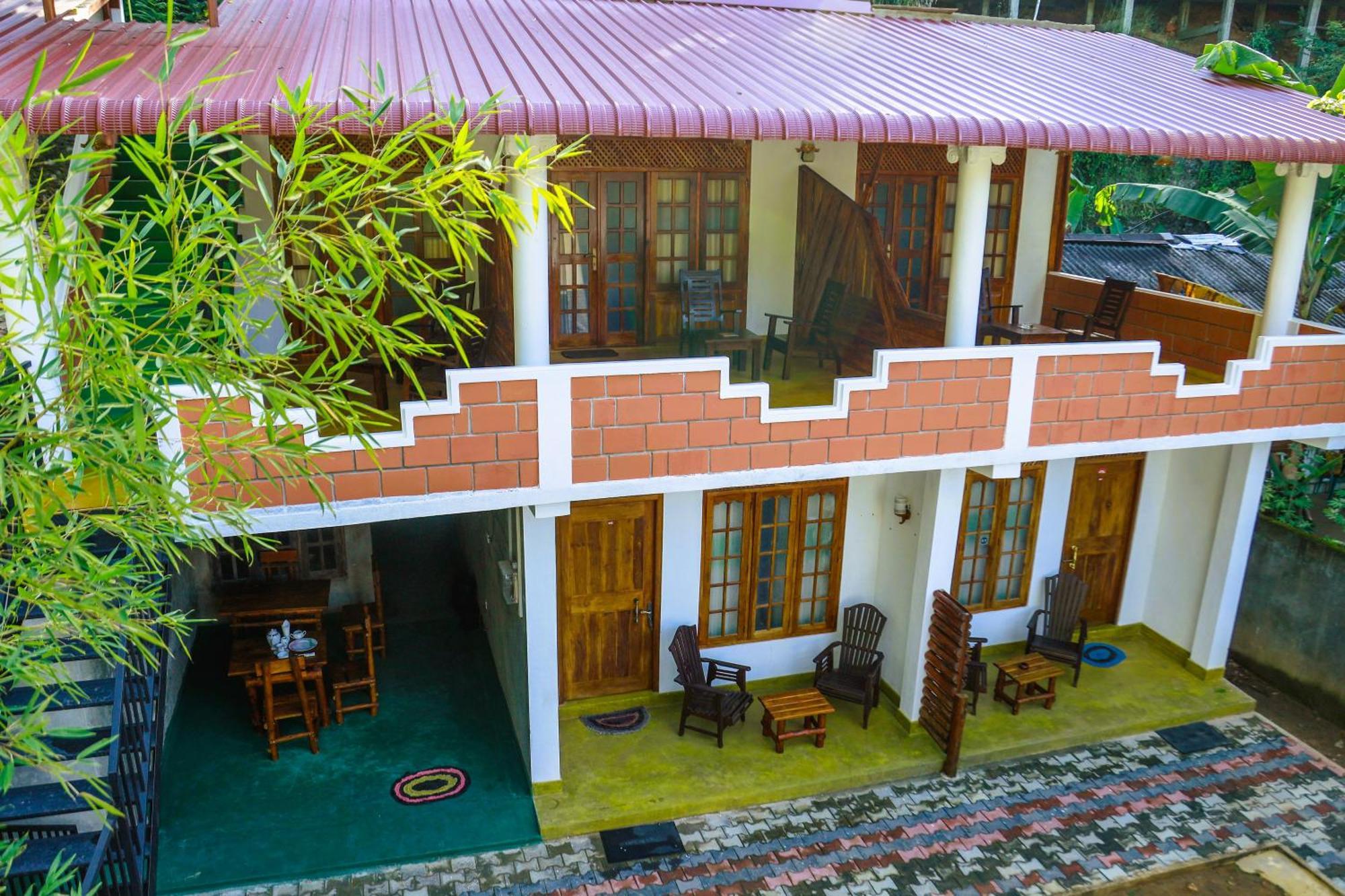 Dinaro Guest Hotel เอลลา ภายนอก รูปภาพ