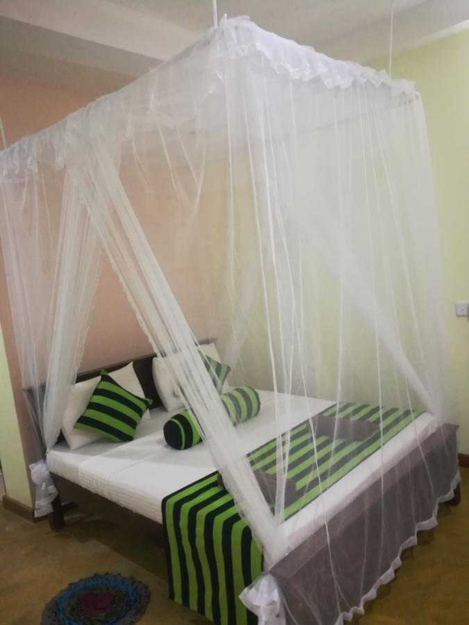 Dinaro Guest Hotel เอลลา ห้อง รูปภาพ